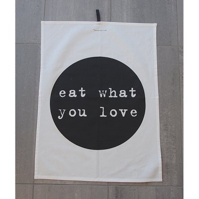 Kökshandduk svart/vit med cirkel och text från Bloomingville finns hos halloncollection.se